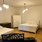 Апартаменты Kristian's Old Town Sq. Прага