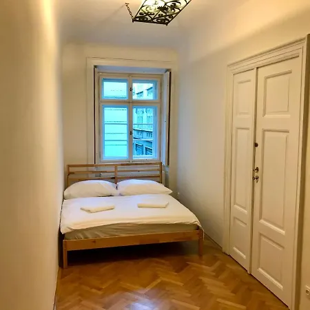 Apartament Kristian's Old Town Sq.